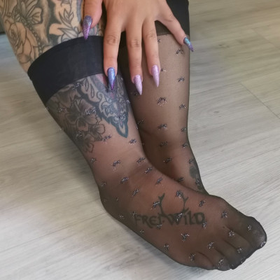 Nylonstrümpfe mit Punkten