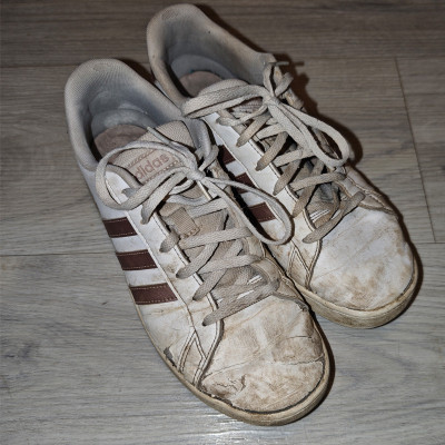 Adidas Turnschuhe für Sammler